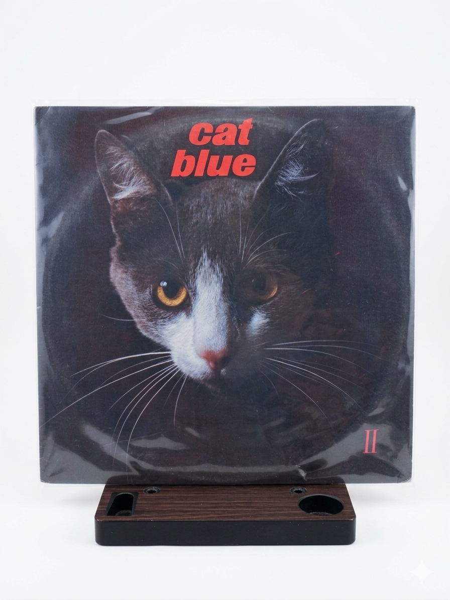 Cat blue II