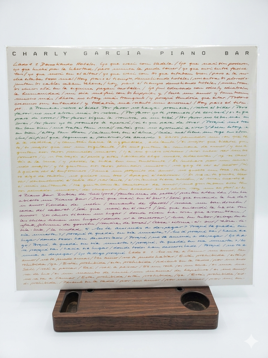 Charly García –  Piano bar