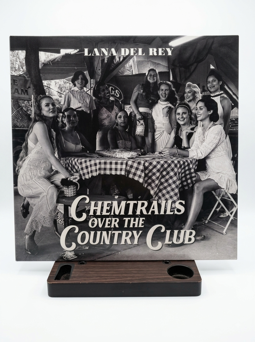 Lana Del Rey - Chemtrails Over the Country Club