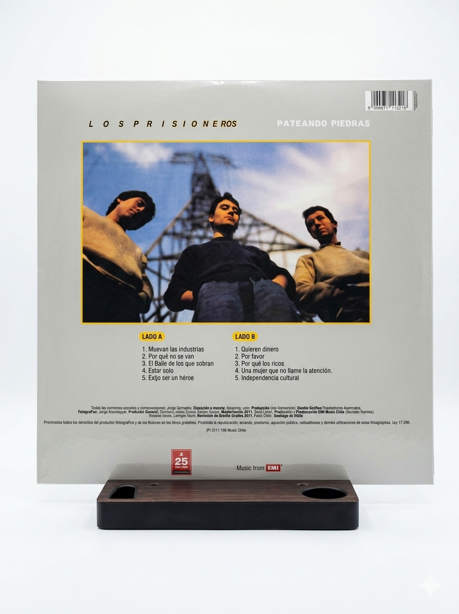 Los Prisioneros - Pateando piedras